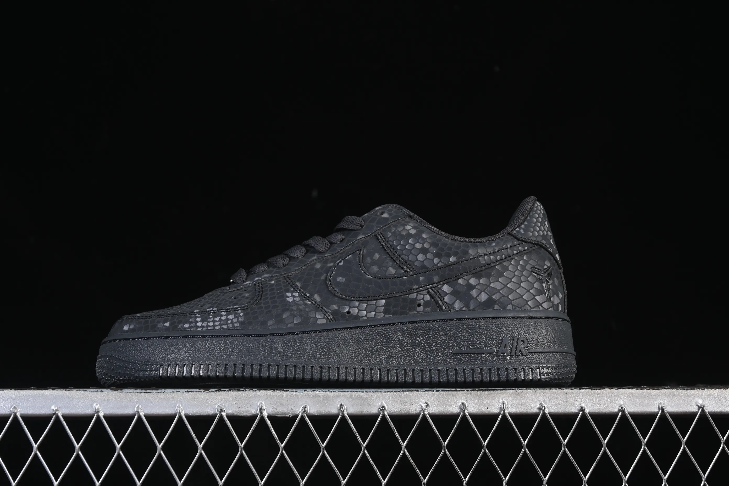 All categories Nk Air Force 1 Air Force series Nk Air Force 1 Low Air Force low-top Nike Air Force 1'07 Low Kobe Air Force 1 low-top casual sneakers IB0018-004
